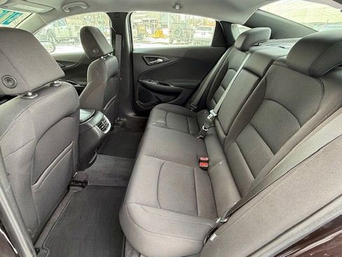 Used 2020 Chevrolet Malibu LT image 13