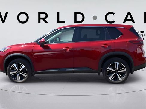 Used 2024 Nissan Rogue SL image 4