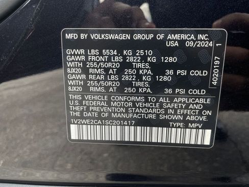 Used 2025 Volkswagen Atlas Cross Sport SE image 31