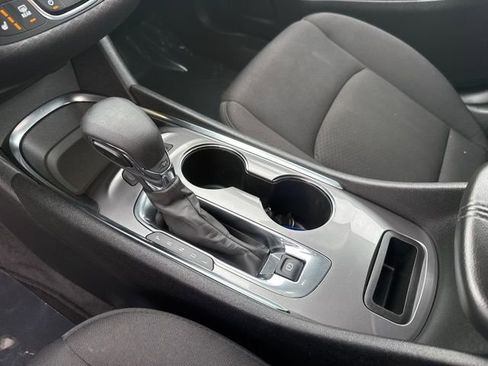 Used 2024 Chevrolet Malibu LT image 27