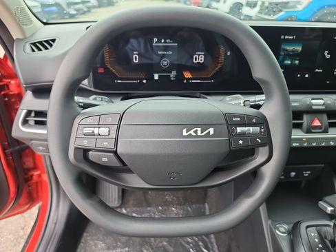New 2026 Kia K4 FWD image 28