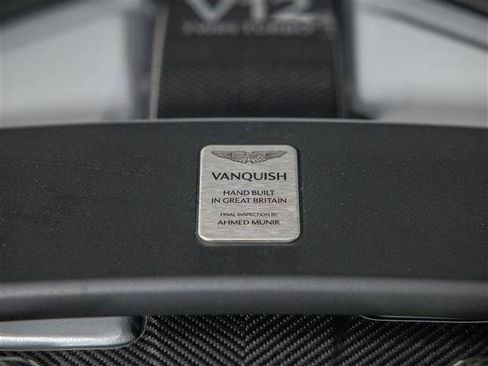 Used 2025 Aston Martin Vanquish RWD image 19