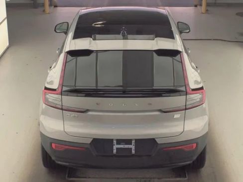 Used 2023 Volvo C40 P8 Recharge Ultimate AWD/4WD image 10