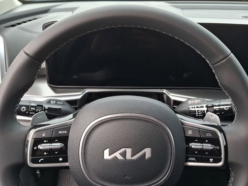 New 2025 Kia Sorento EX w/ EX Panoramic Sunroof Package image 9