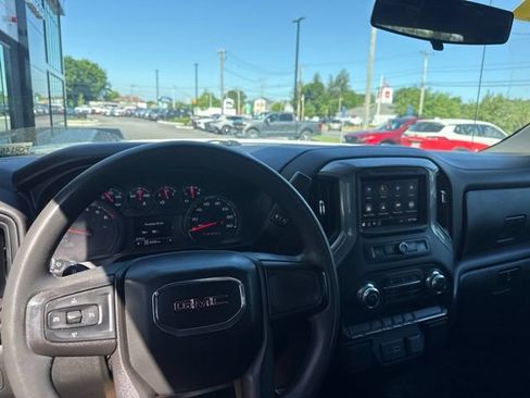 Used 2022 GMC Sierra 1500 Pro w/ Convenience Package AWD/4WD image 19