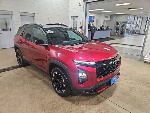 Used 2025 Chevrolet Equinox RS w/ Convenience Package III image 9