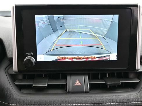 Used 2024 Toyota RAV4 XLE image 21