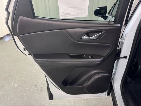 Used 2024 Chevrolet Blazer LT w/ Convenience Package image 17