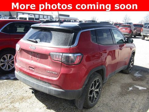 Used 2025 Jeep Compass Limited image 5
