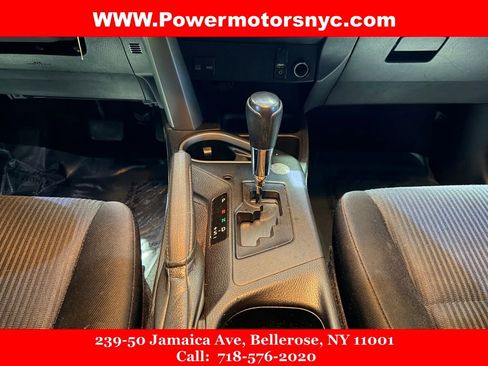 Used 2018 Toyota RAV4 LE image 34