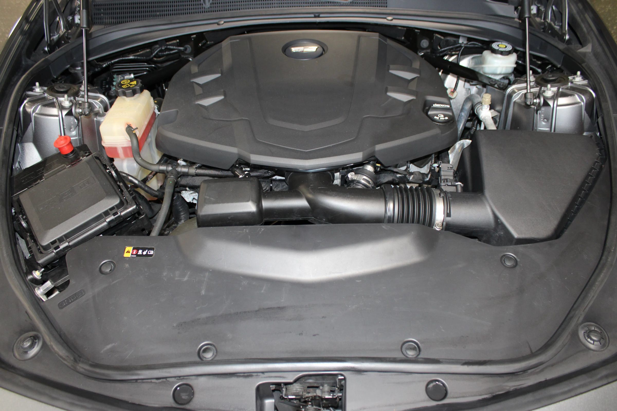 Used 2018 Cadillac CTS Luxury RWD image 38