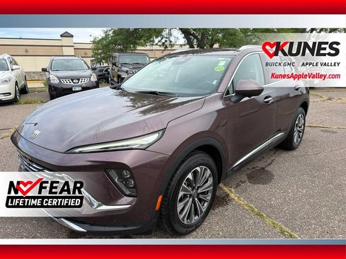 Used 2024 Buick Envision Preferred AWD/4WD image 1