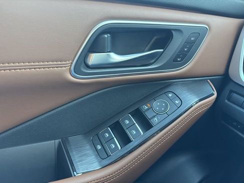 New 2026 Nissan Rogue Platinum w/ Platinum Premium Package image 13