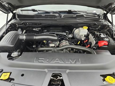Used 2021 RAM 1500 Big Horn AWD/4WD image 16