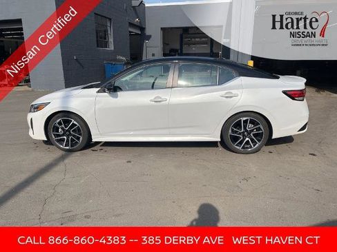 Certified 2025 Nissan Sentra SR w/ SR Premium Package image 6