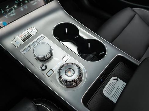 New 2026 Genesis GV70 2.5T Advanced AWD/4WD image 23