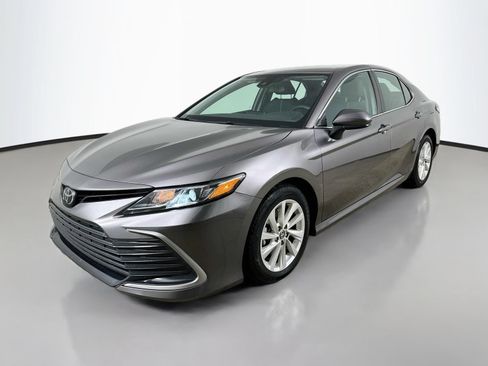 Used 2021 Toyota Camry LE FWD image 1