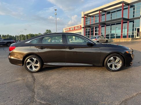 Used 2018 Honda Accord EX-L image 6