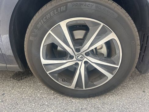 Used 2024 Lexus RX 350 FWD w/ Technology Package image 4