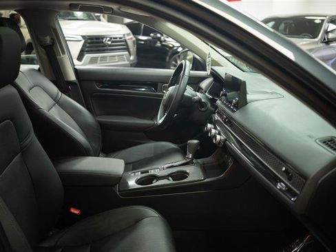 Used 2024 Honda Civic EX-L image 13