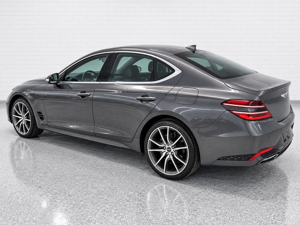 Used 2022 Genesis G70 2.0T w/ Prestige Package RWD image 2