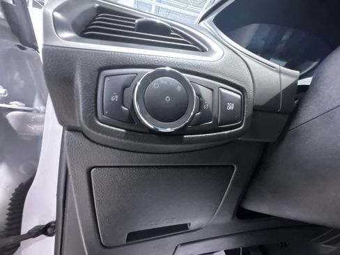 Used 2024 Ford Edge SEL image 16