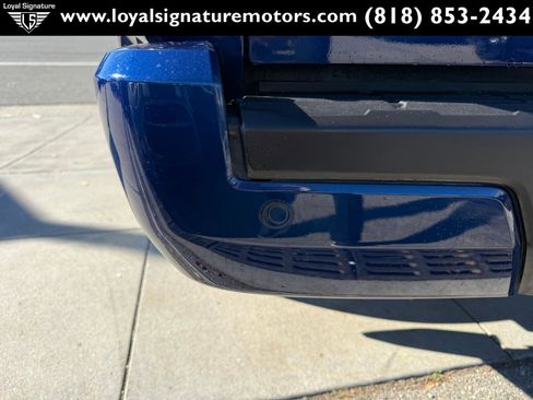 Used 2023 Nissan Frontier SV w/ SV Convenience Package image 12