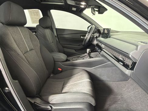 Used 2024 Honda Accord Sport image 17