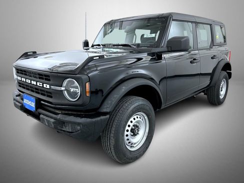New 2026 Ford Bronco 4-Door AWD/4WD image 1