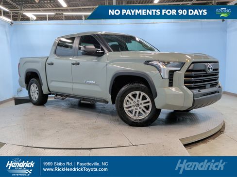 Used 2024 Toyota Tundra SR5 w/ SR5 Convenience Package image 1