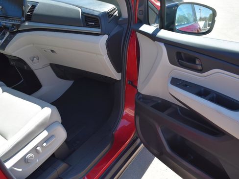 Used 2025 Honda Odyssey EX-L image 14