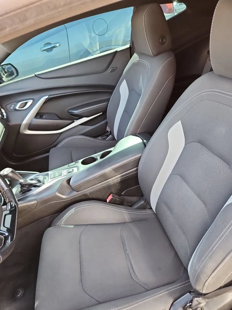 Used 2018 Chevrolet Camaro LT w/ RS Package RWD image 7