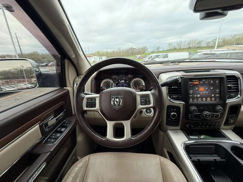 Used 2016 RAM 2500 Laramie w/ Convenience Group image 11