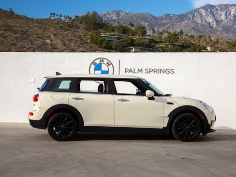 Used 2017 MINI Cooper Clubman image 6