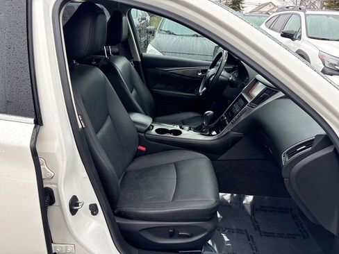 Used 2016 INFINITI Q50 3.0t Premium w/ 3.0T Premium Plus Package image 10