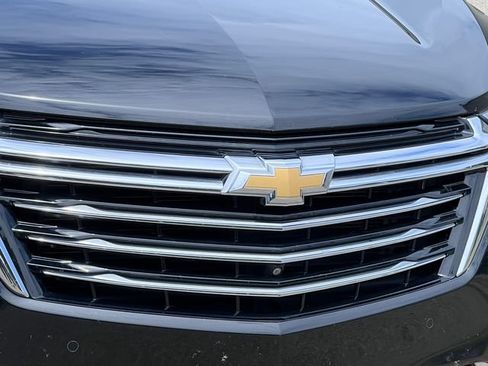 Used 2022 Chevrolet Equinox Premier AWD/4WD image 44