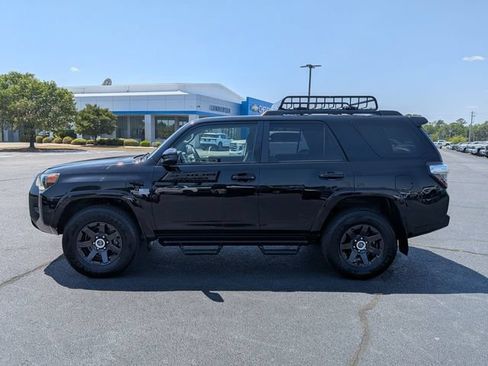 Used 2022 Toyota 4Runner Trail Special Edition AWD/4WD image 6