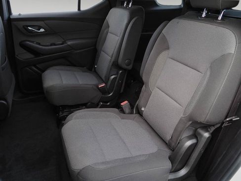 Certified 2023 Chevrolet Traverse LT FWD image 21