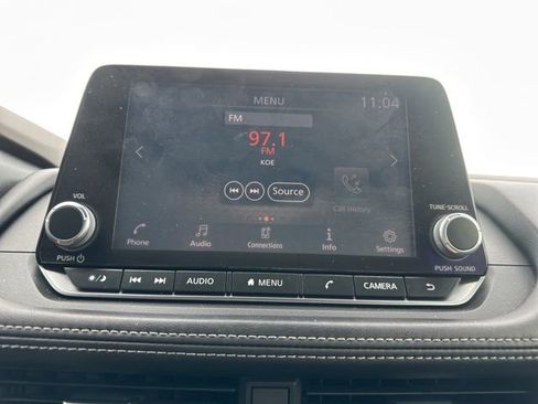 Used 2021 Nissan Rogue S image 21