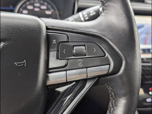 Used 2024 Cadillac XT6 Premium Luxury w/ Technology Package image 21