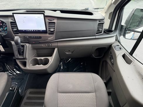 Used 2022 Ford Transit 350 XLT image 27