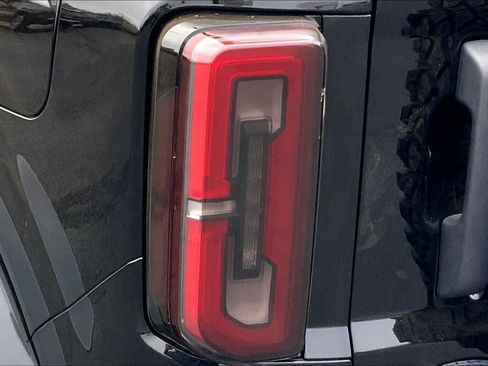 Used 2022 Ford Bronco Badlands w/ Sasquatch Package image 29