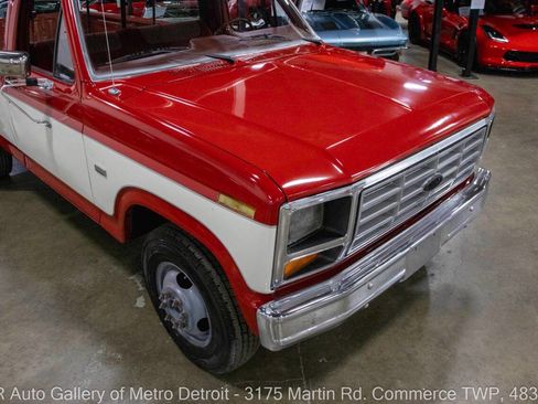 Used 1986 Ford F350 2WD Regular Cab image 13
