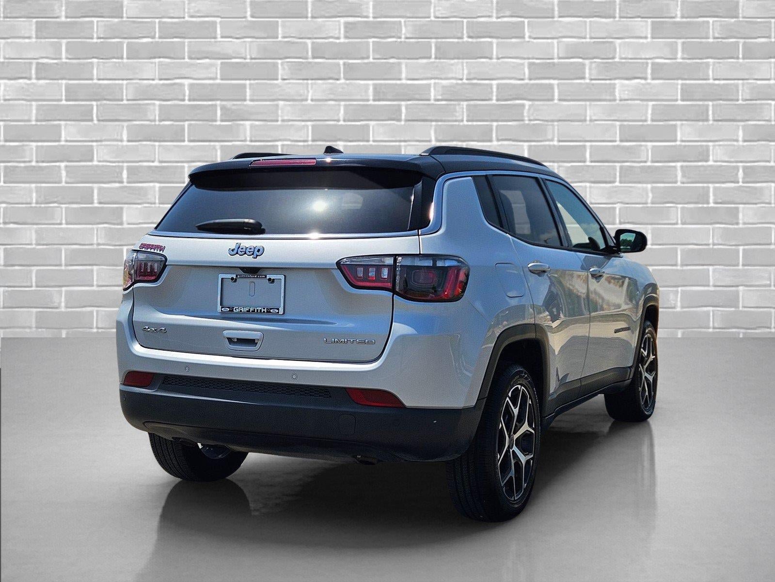 Used 2025 Jeep Compass Limited AWD/4WD image 5