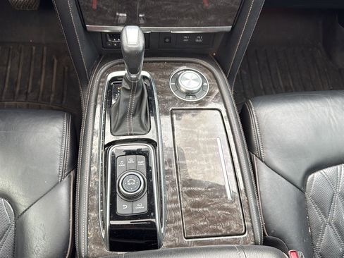 Used 2022 Nissan Armada Platinum w/ Captain's Chairs Package image 19