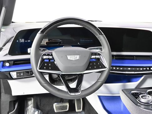 New 2026 Cadillac Optiq Sport 1 image 12