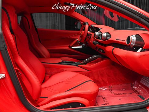 Used 2018 Ferrari 812 Superfast image 27