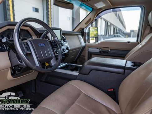 Used 2016 Ford F250 Lariat w/ Lariat Ultimate Package AWD/4WD image 22