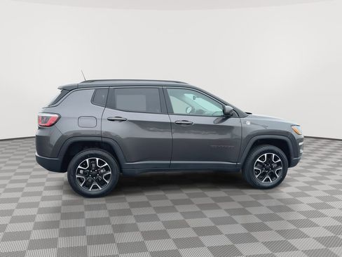 Used 2020 Jeep Compass Trailhawk AWD/4WD image 9