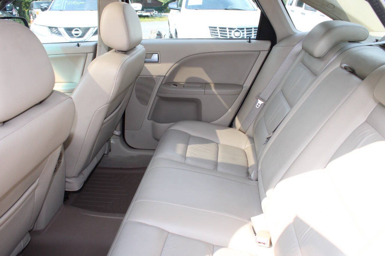 Used 2006 Ford Five Hundred Limited AWD/4WD image 18